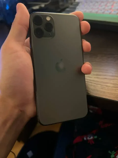 Обмен iPhone 11 Pro на Android - Смартфоны в Некрасовка