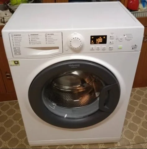 Стиральная машина Hotpoint Aristone 2023 - Садовая техника в Люберцы