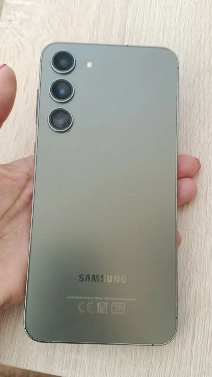 Samsung Galaxy S23 Plus 8/512 ГБ - Мобильные телефоны (Электроника) в Люберцы