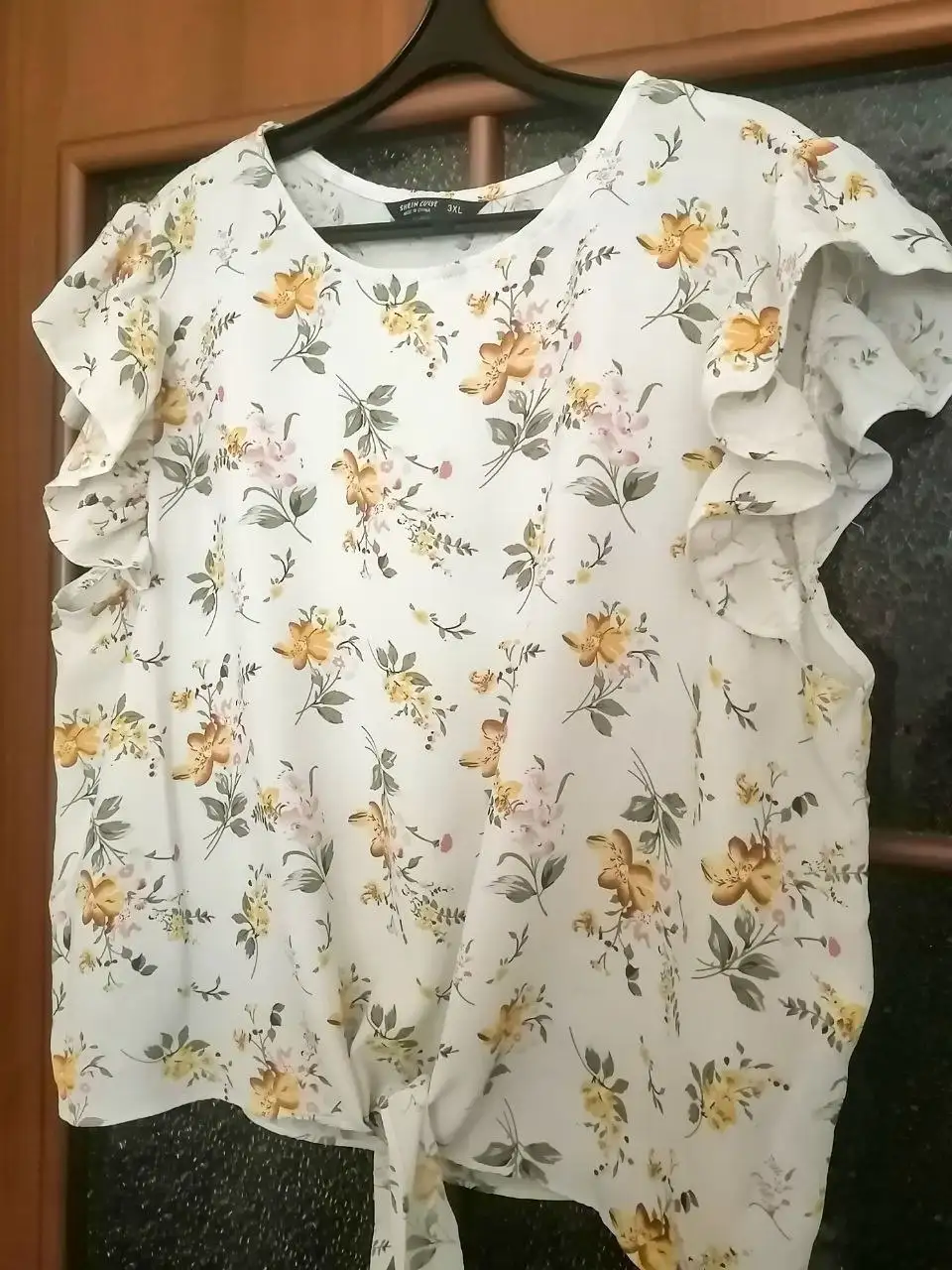 Футболка блуза с узлом-завязкой SHEIN 3XL - Женская одежда (Одежда) в Люберцы