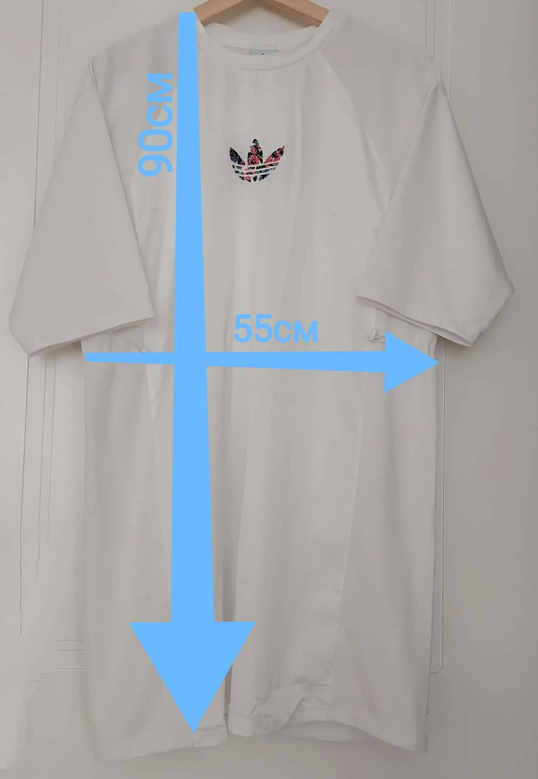 Новое платье-футболка Adidas Originals, RU42 - Платья (Одежда) в Люберцы