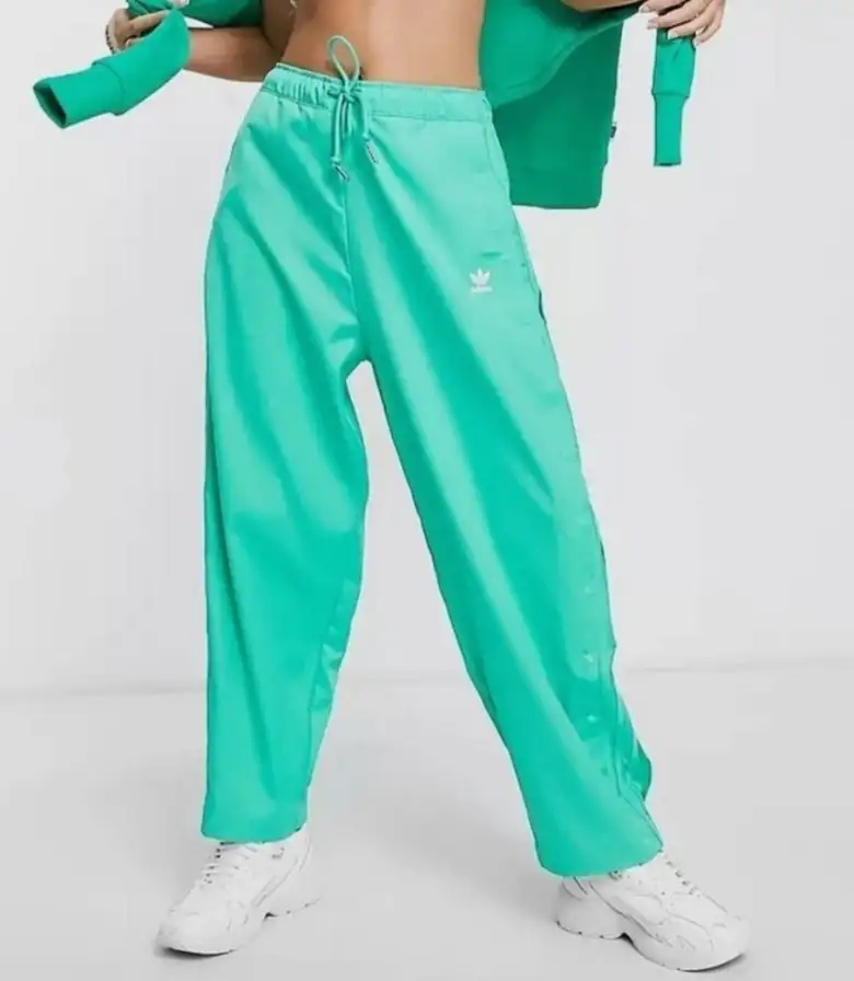 Новые брюки Adidas Originals Relaxed Pant, размер 42 - Брюки (Одежда) в Люберцы