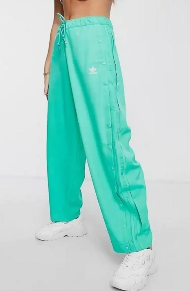 Новые брюки Adidas Originals Relaxed Pant, размер 42 - Брюки (Одежда) в Люберцы