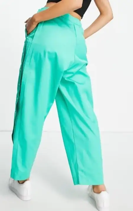 Новые брюки Adidas Originals Relaxed Pant, размер 42 - Брюки (Одежда) в Люберцы