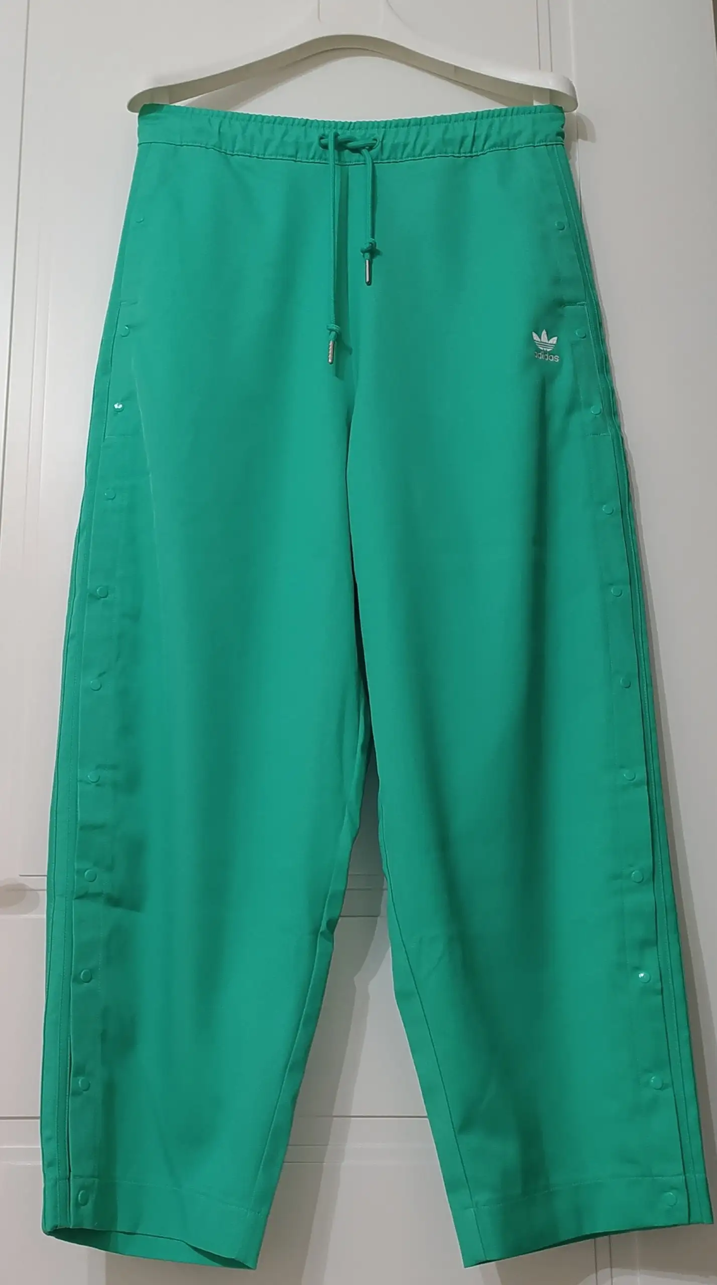Новые брюки Adidas Originals Relaxed Pant, размер 42 - Брюки (Одежда) в Люберцы
