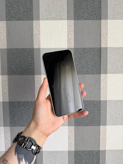 iPhone 14 Plus 128 ГБ (SIM + eSIM) - Портативная электроника в Москва