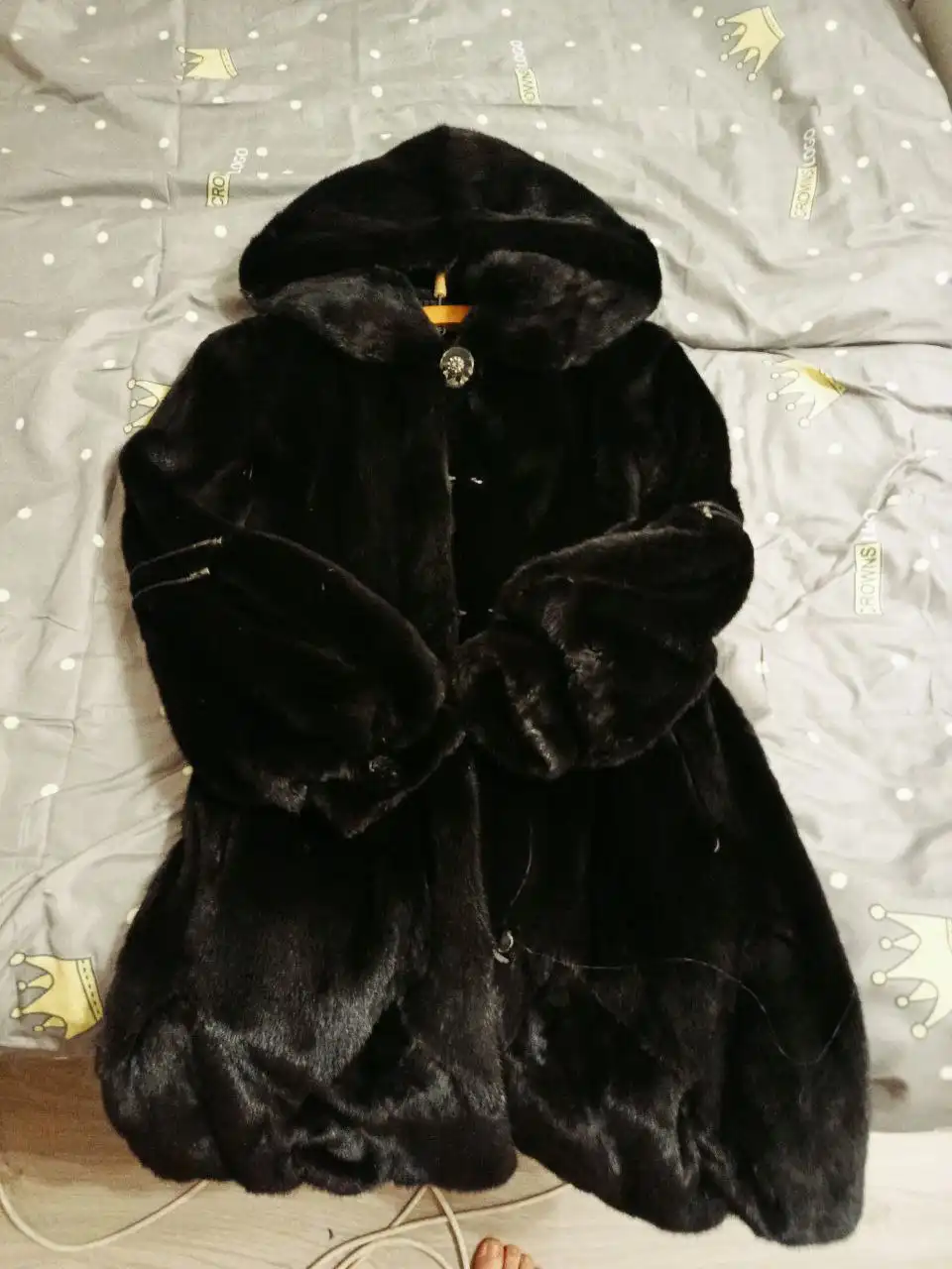 Продам норковую шубу