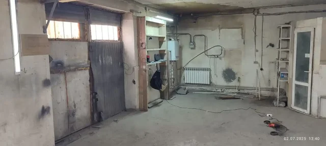 Сдается гараж 75 м. кв. в гаражном кооперативе - частное объявление в Барнаул