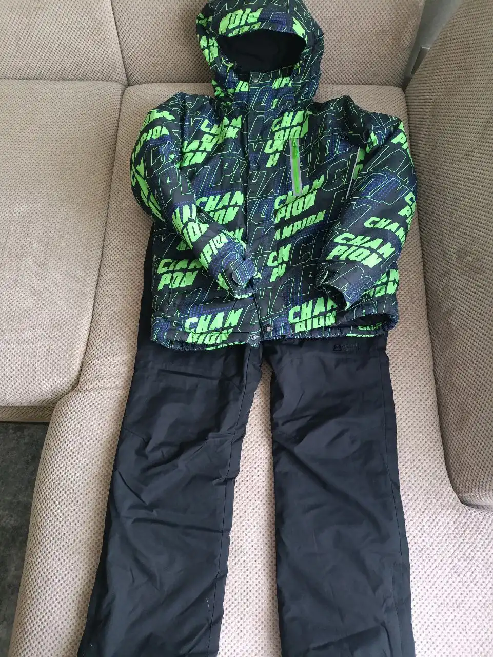 Продажа горнолыжного костюма High Experience для мальчика - Спортивная одежда (Одежда) в Барнаул