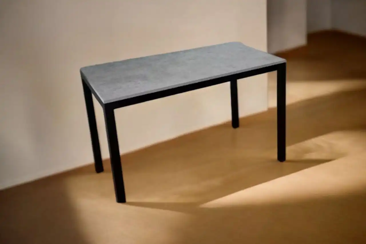 Кухонный стол 1170*670 - Мебель (Для дома и дачи) в Барнаул