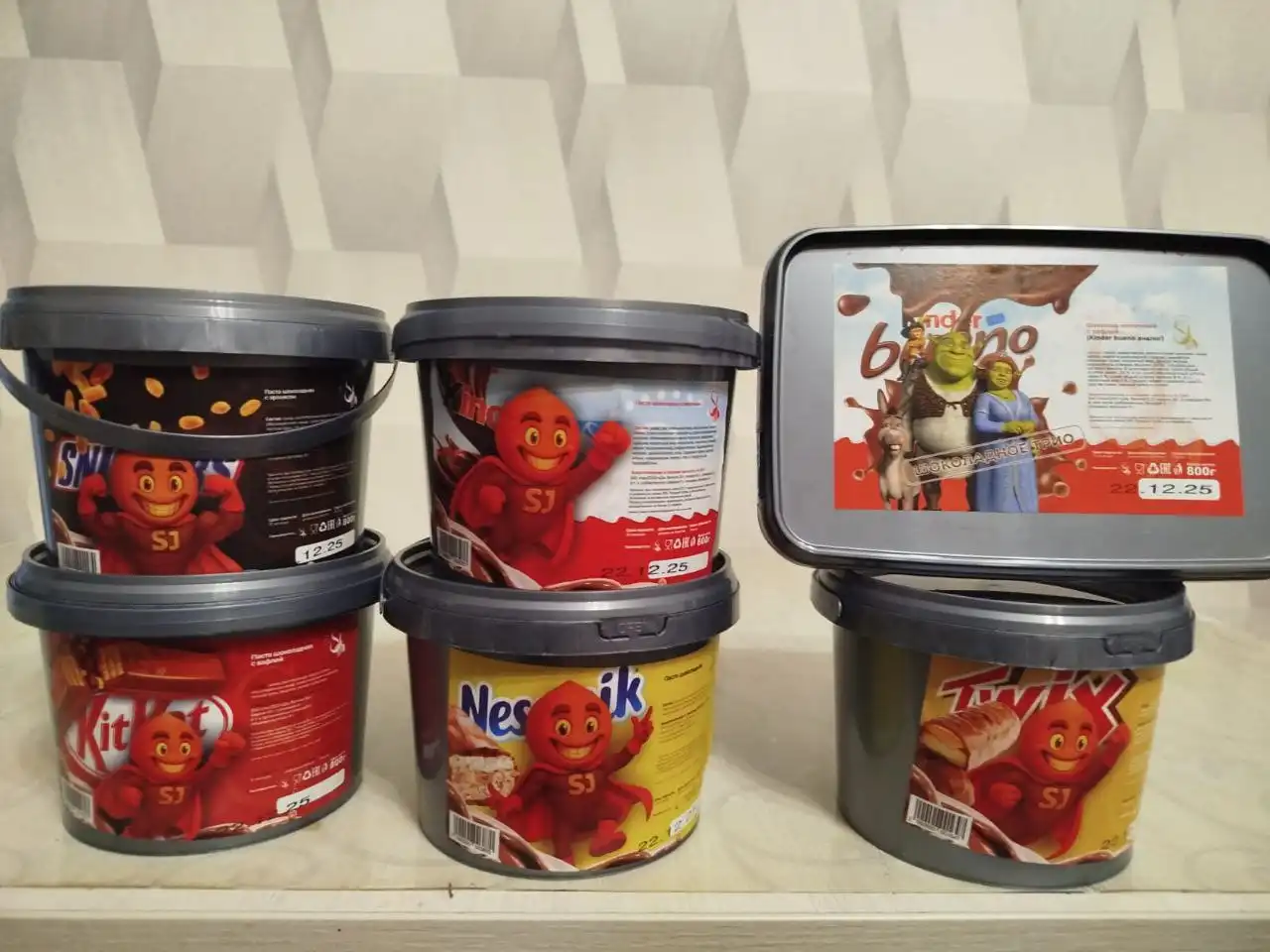 Шоколад и шоколадная паста - Продукты питания (Барахолка) в Барнаул