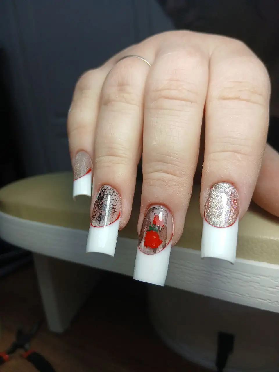 Услуги наращивания ногтей и маникюра в Барнауле - Красота и уход (Услуги) в Барнаул