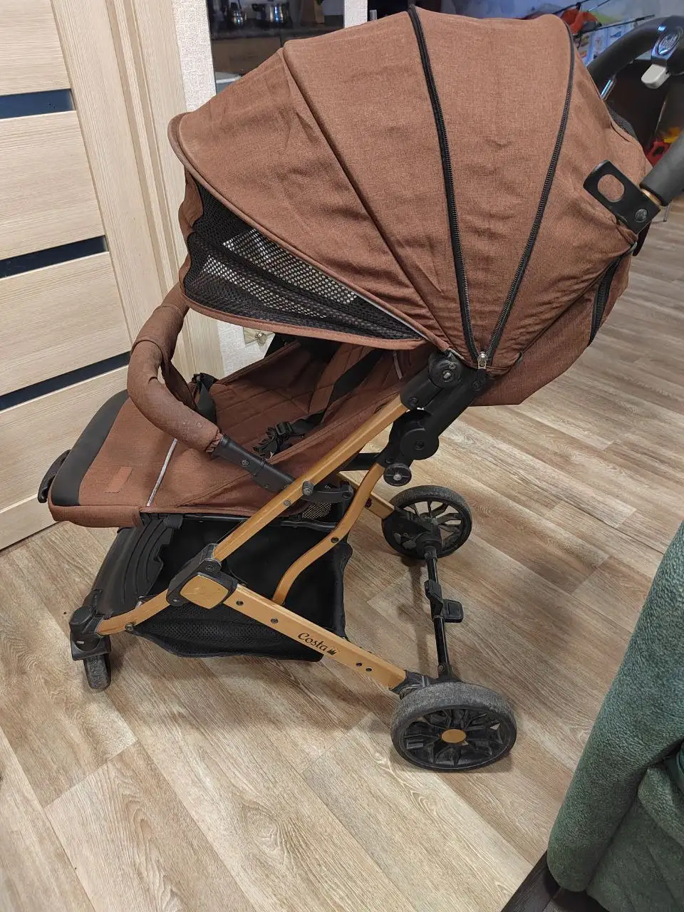 Коляска б/у - Коляски (Товары для детей) в Барнаул