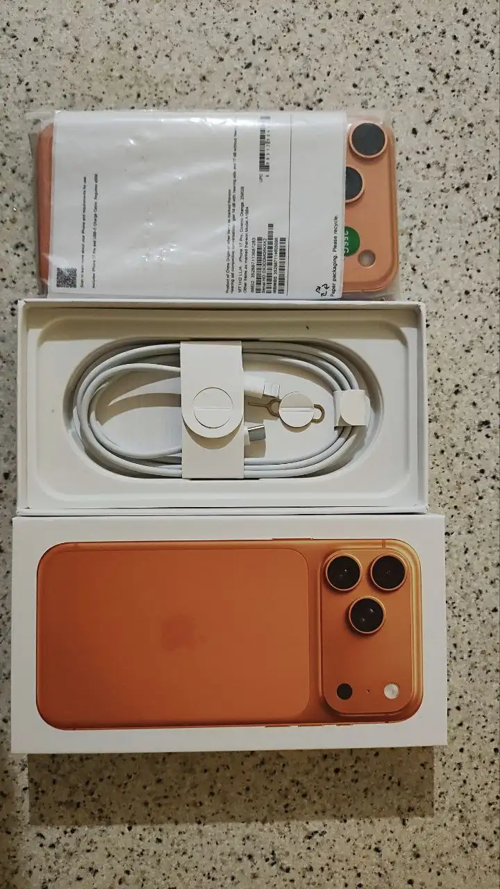 Продам телефон iPhone 13 Pro Max - Смартфоны (Электроника) в Барнаул