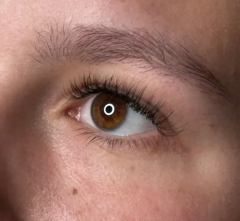 Наращивание ресниц с индивидуальным подходом - Косметология в Барнаул