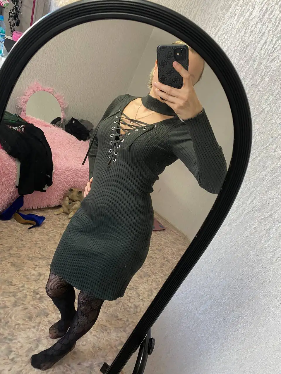 Платье с чокером и шнуровкой оливкового цвета - Женская одежда (Одежда) в Барнаул