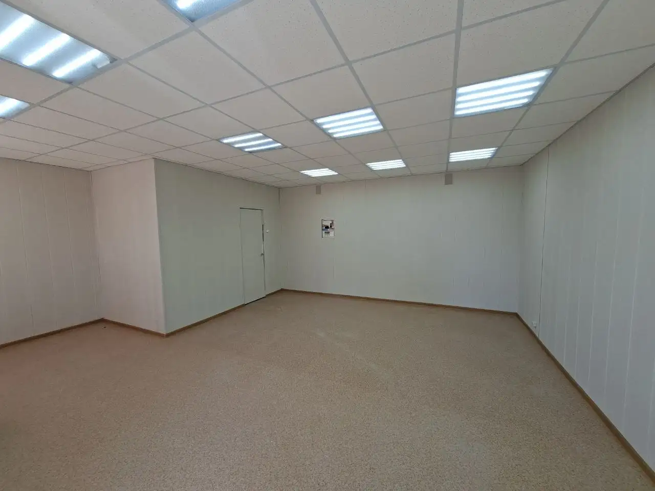 Сдаётся помещение на пр. Социалистический - Коммерческая недвижимость (Недвижимость) в Барнаул