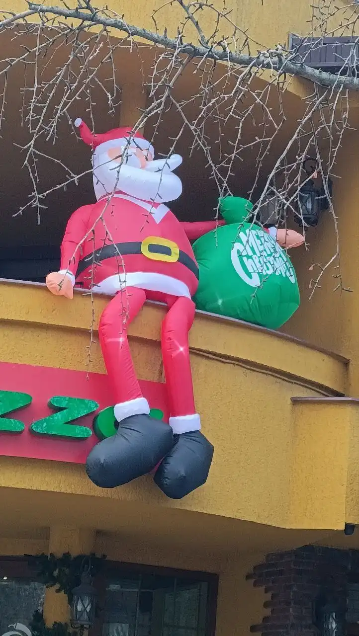 Предновогодняя атмосфера в Новороссийске