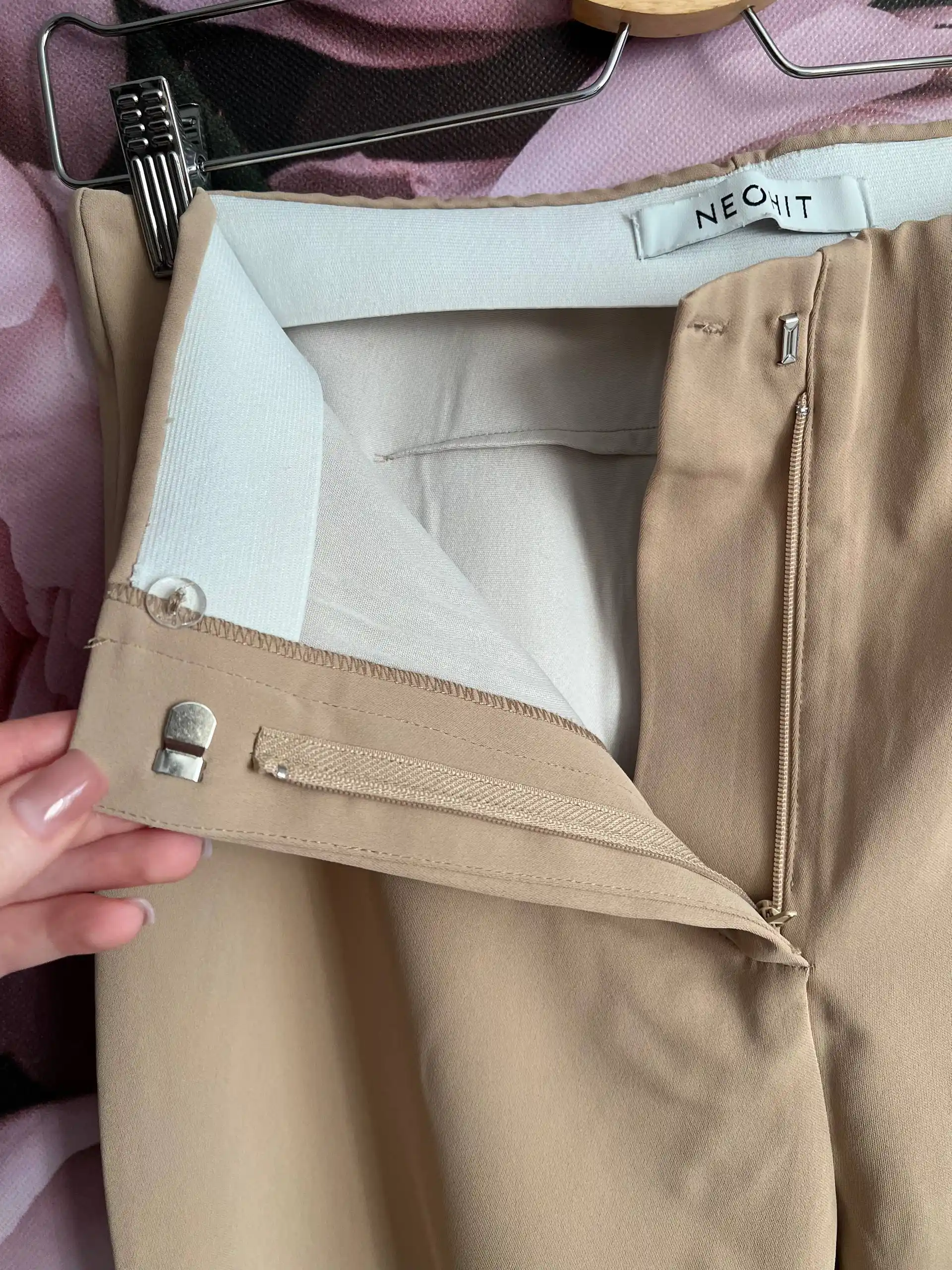 Продажа одежды различных брендов