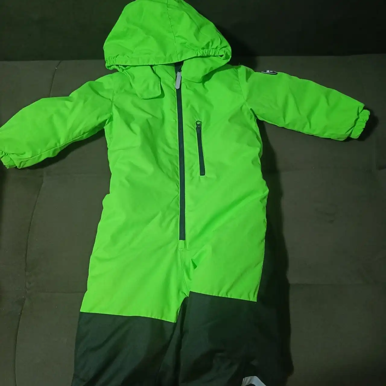 Продажа зимней детской одежды и обуви