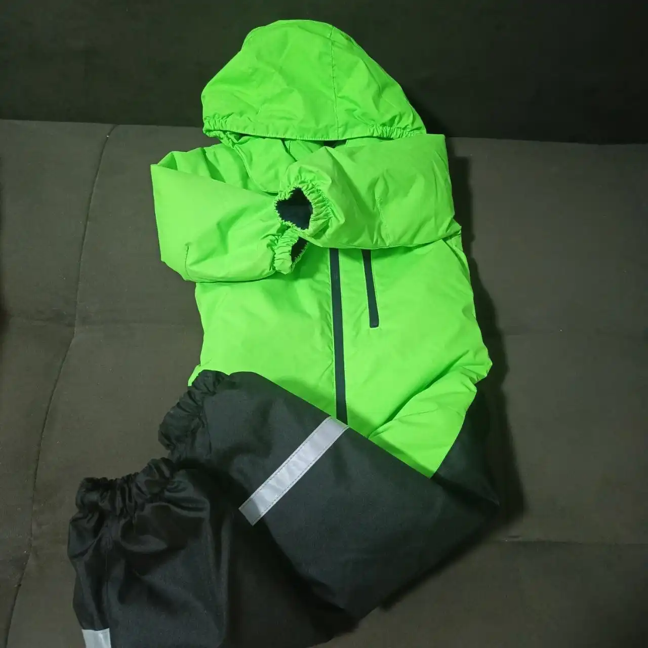 Продажа зимней детской одежды и обуви