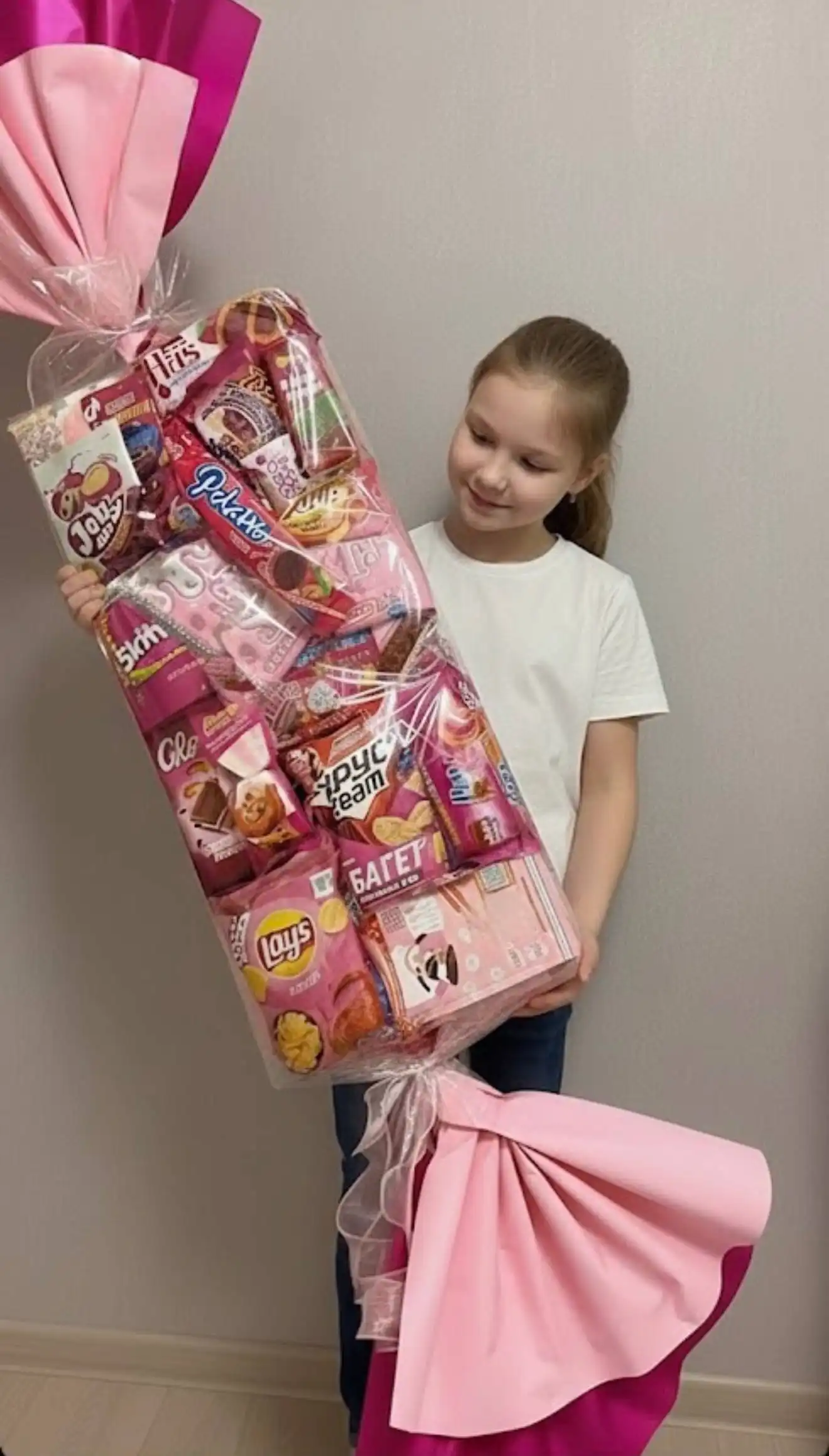 Гигантская подарочная конфета для праздников