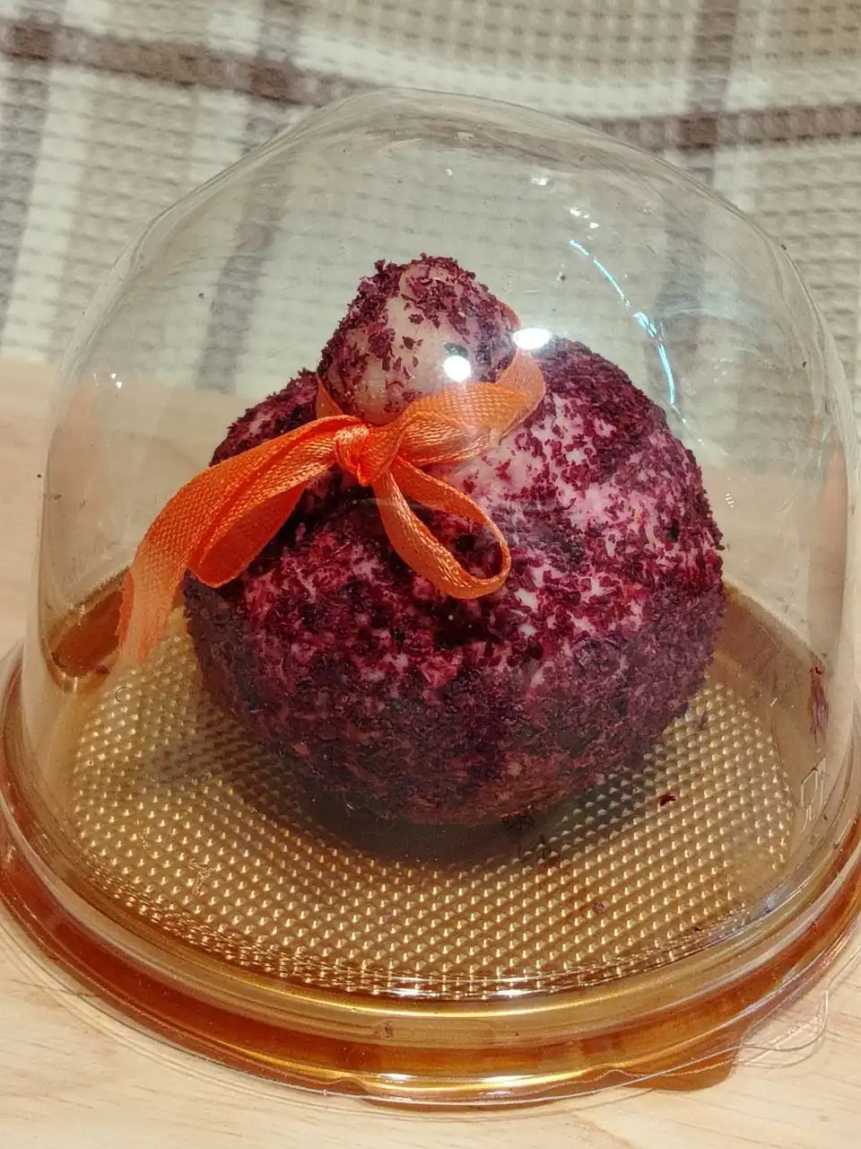 Сыр в качестве подарка и украшения стола