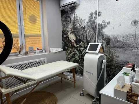 Модель для лазерной эпиляции - Услуги в Балашиха