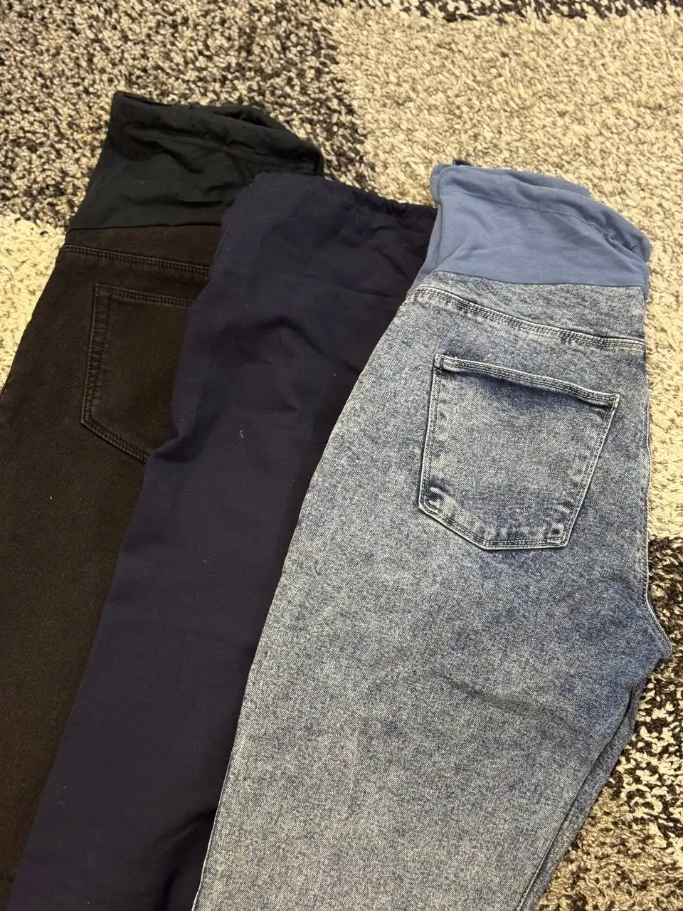 Джинсы и бандаж для беременных