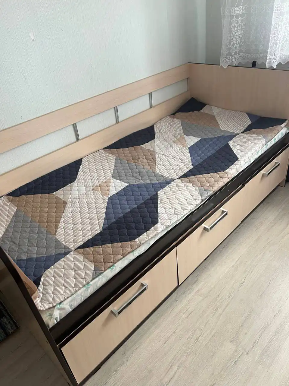 Детская кровать с матрасом