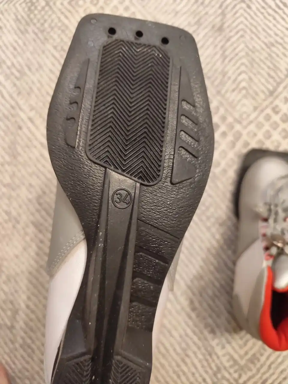 Ботинки лыжные 34 размер