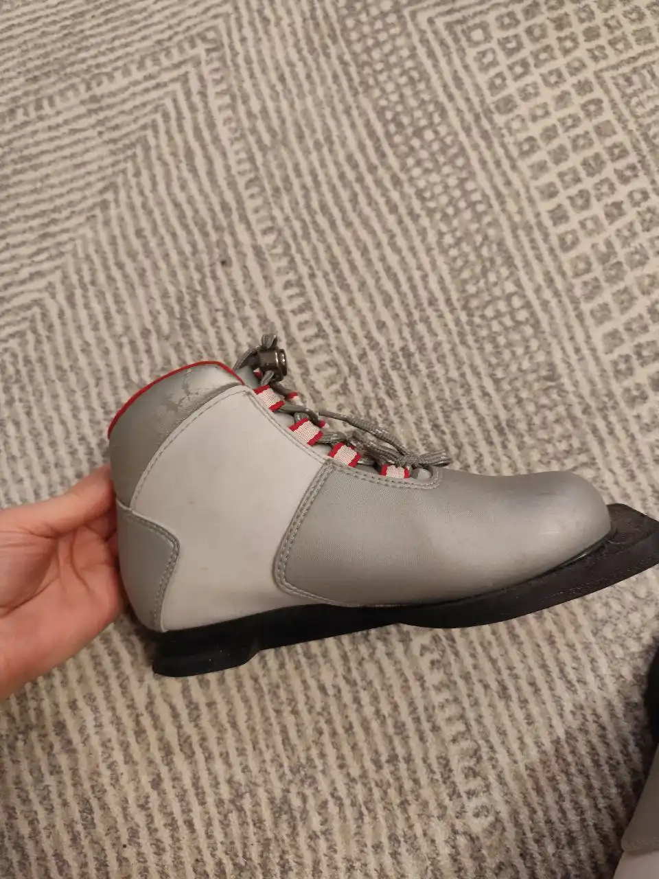 Ботинки лыжные 34 размер