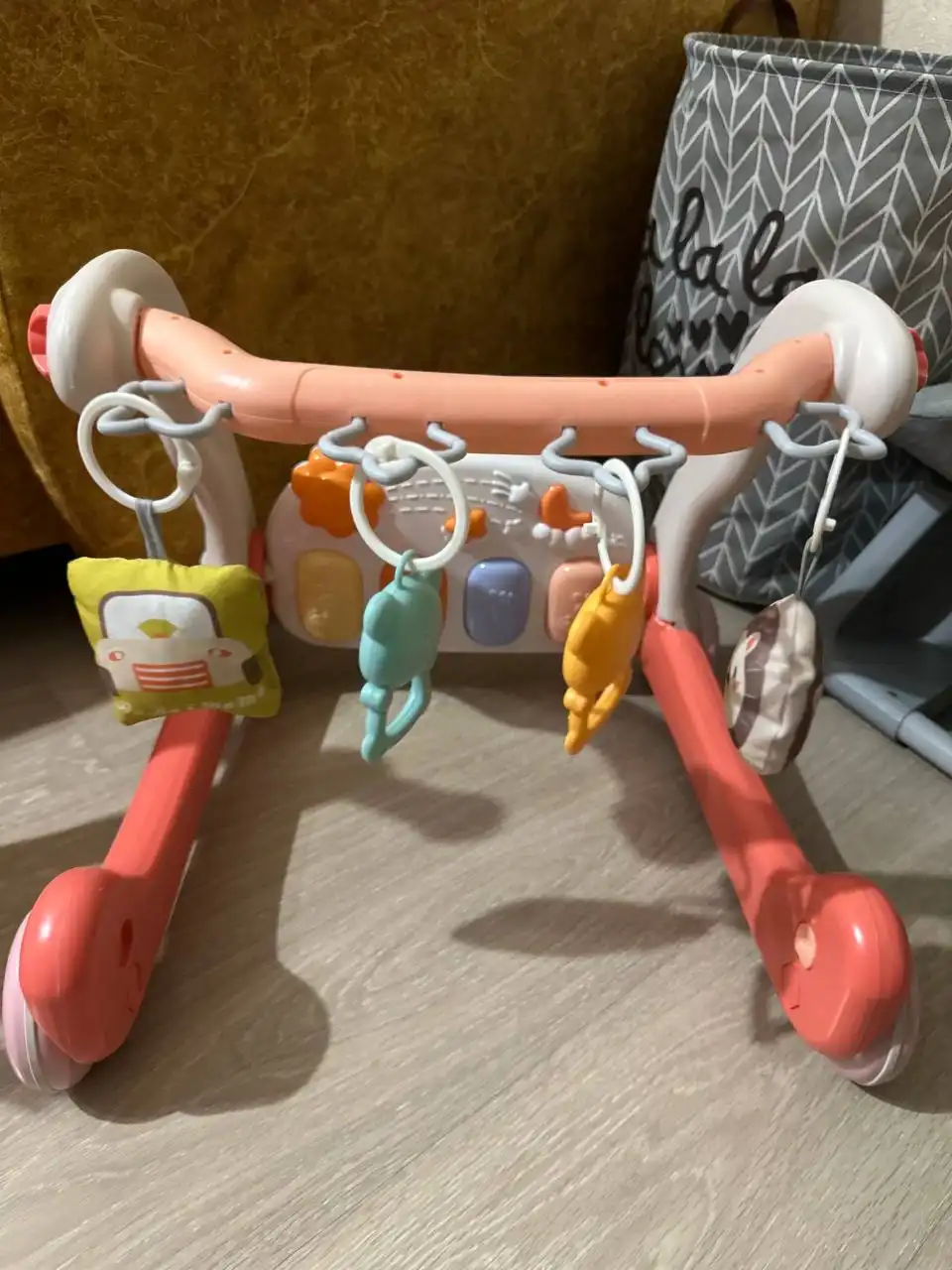 Продажа детских товаров и одежды