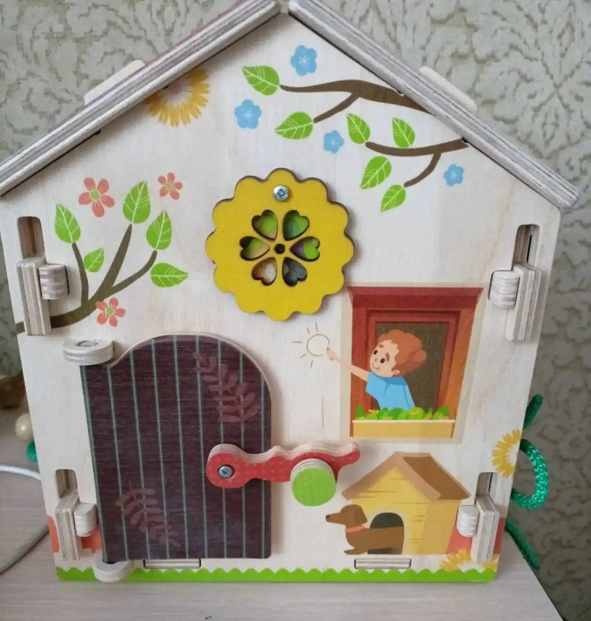 Продажа детских товаров и одежды