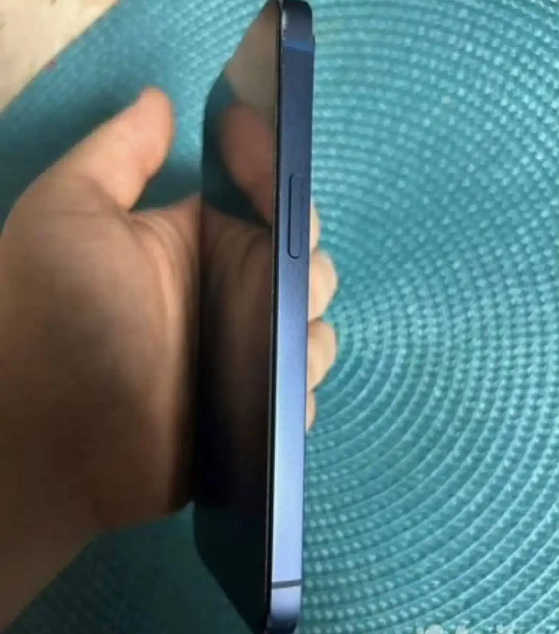 iPhone 13 128гб в хорошем состоянии