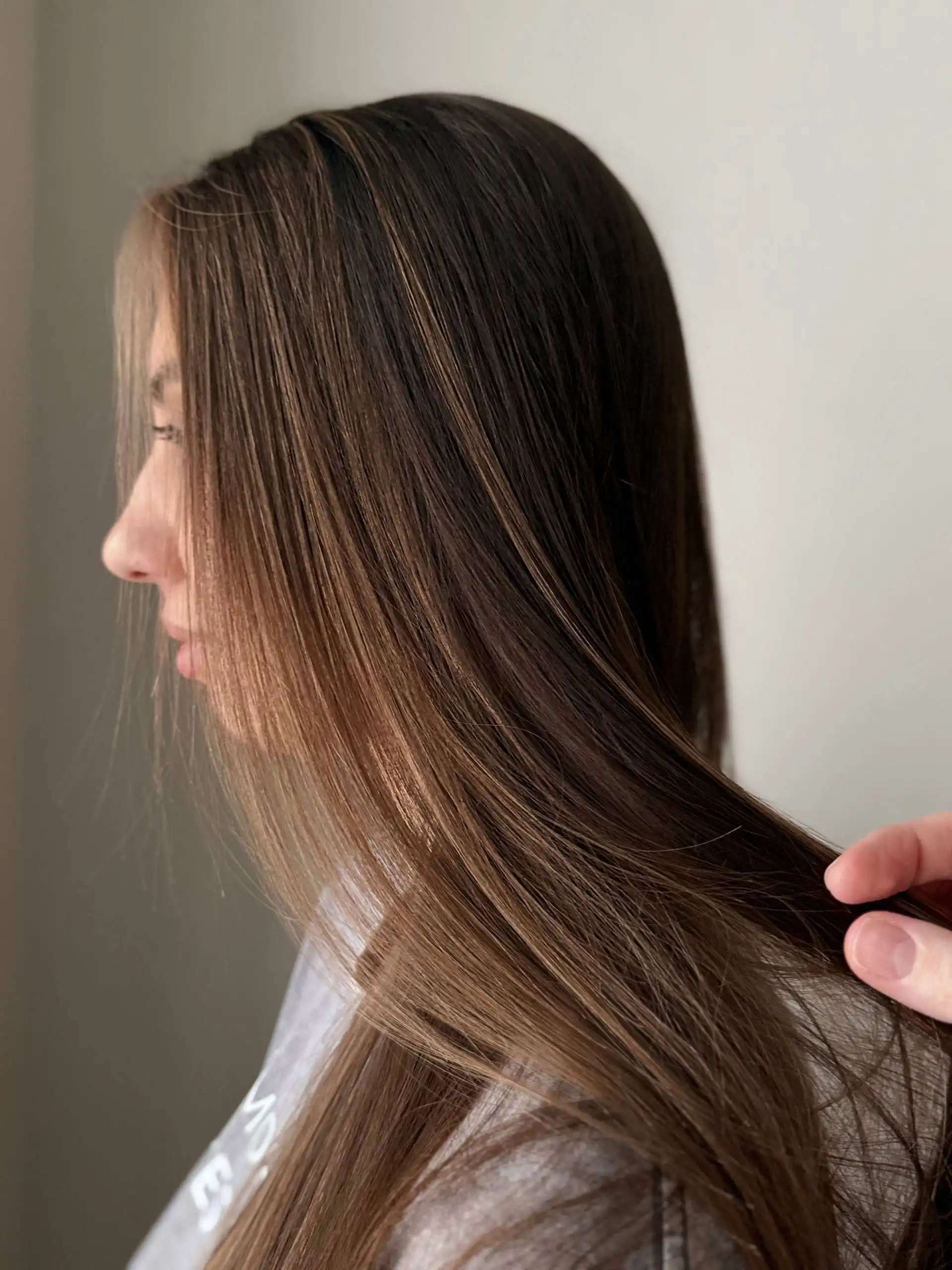 Парикмахерские услуги: стрижка, окрашивание, укладка