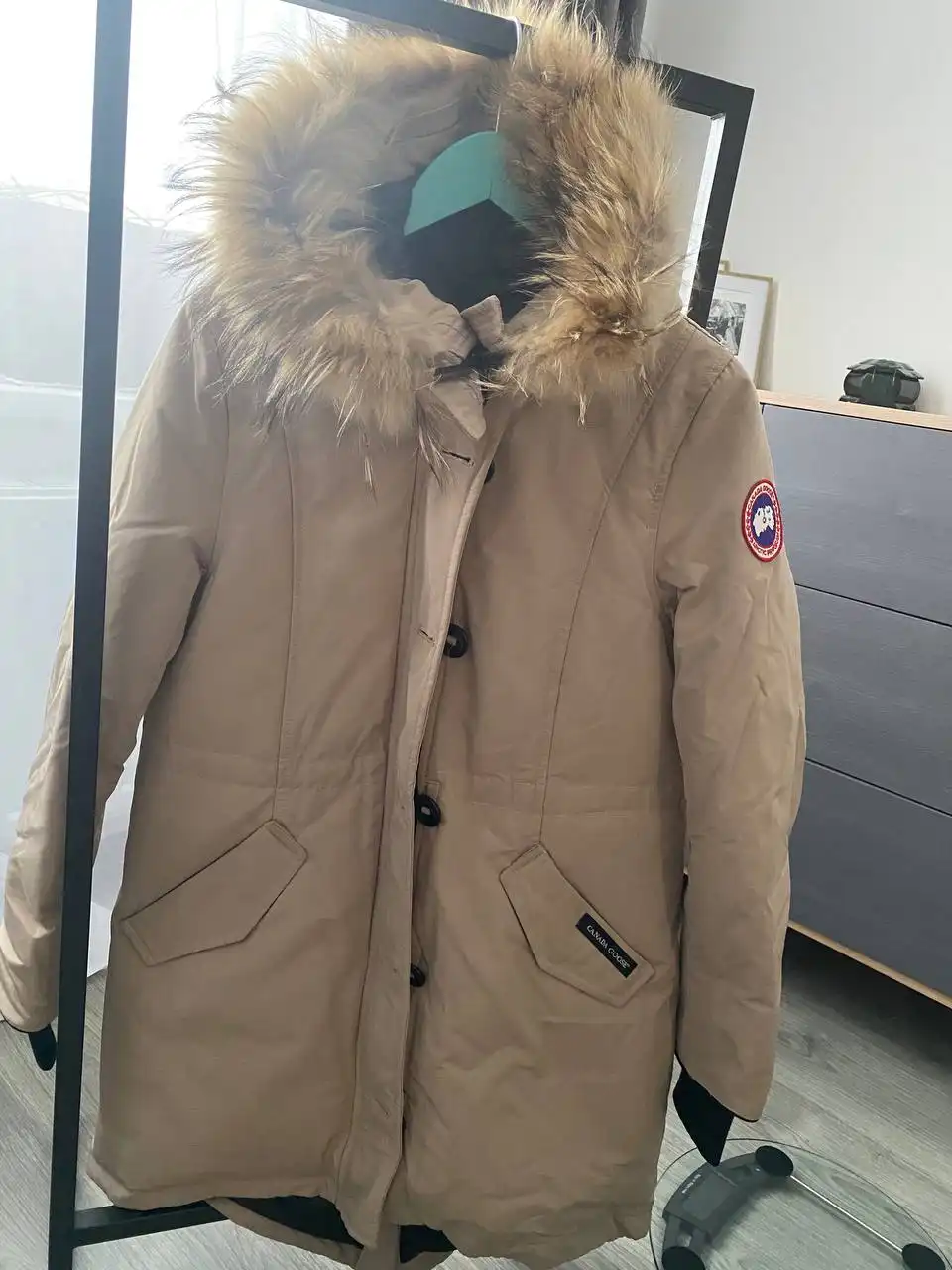 Продам искусственную шубку, дубленку и зимнюю парку размер 46 - Верхняя одежда (Одежда) в Балашиха