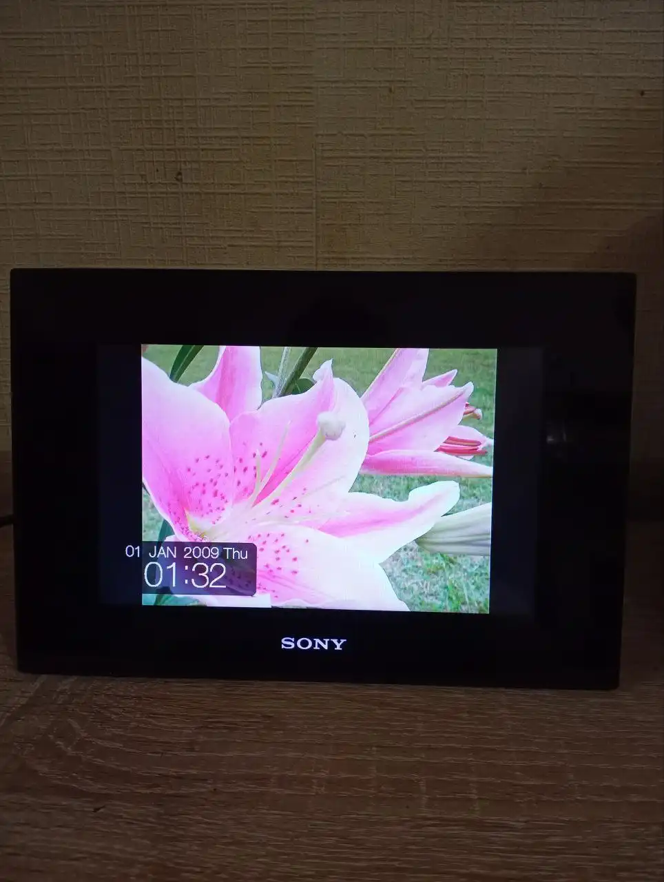 Продам фоторамку Sony dpf-d72 - Фоторамки (Электроника) в Балашиха