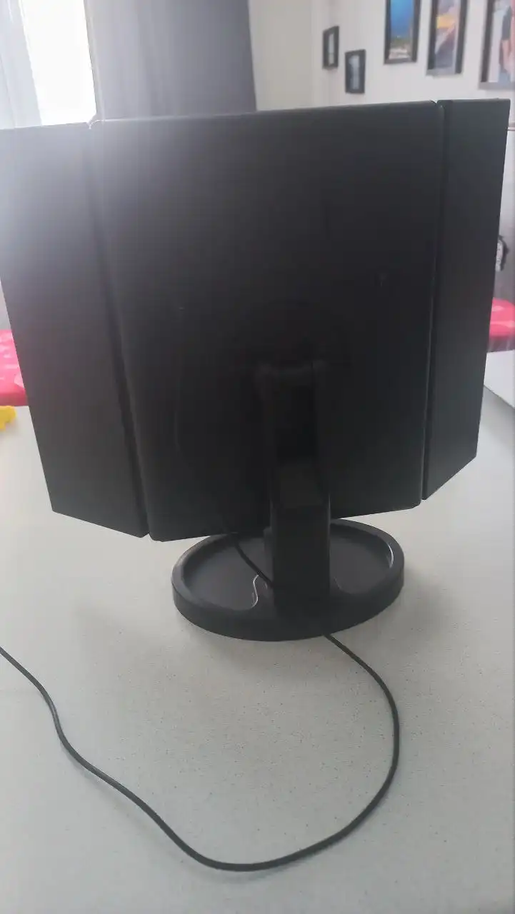 Зеркало с подсветкой Gess с дефектом - Барахолка в Балашиха