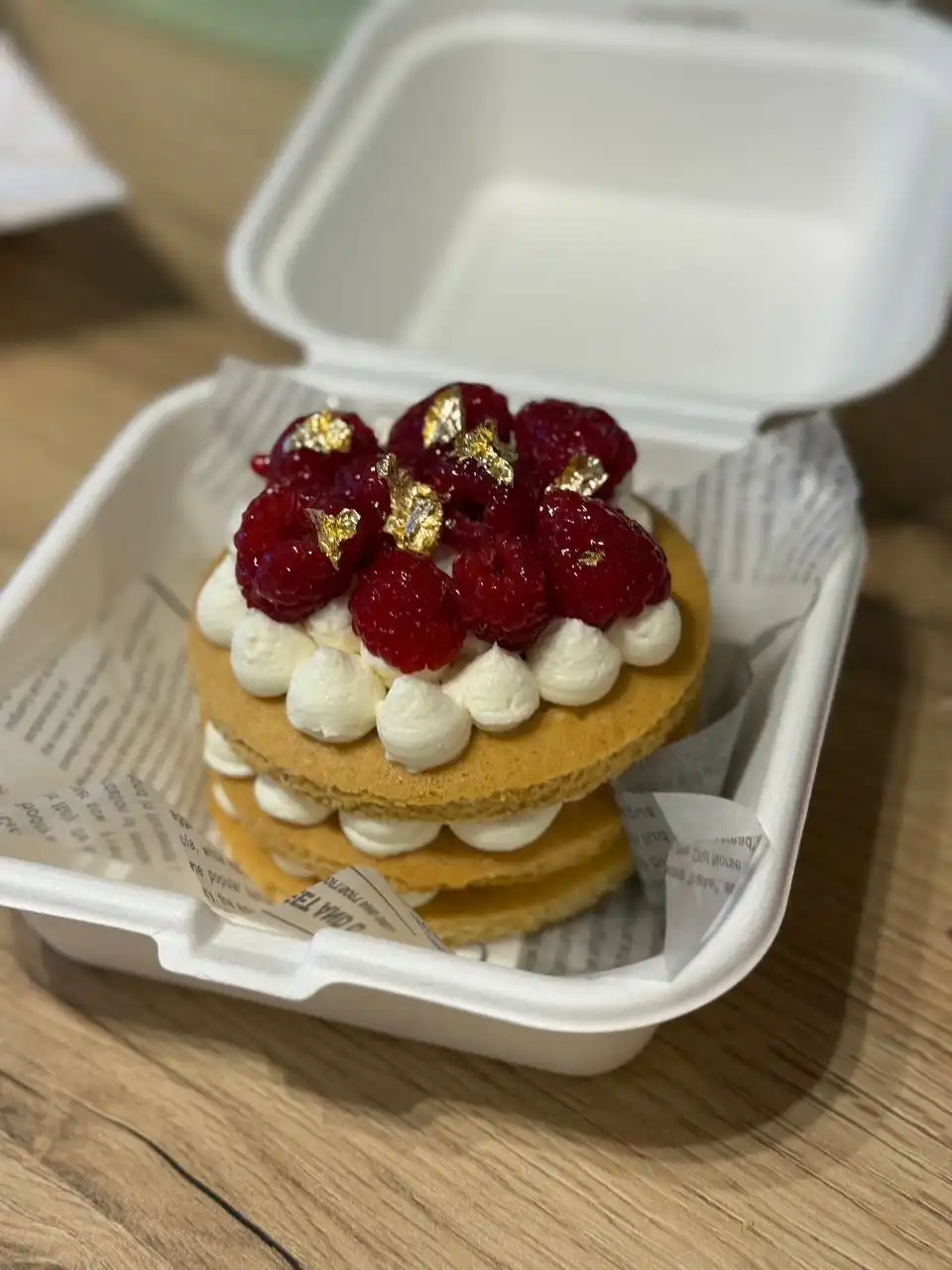 Торт Бенто-медовик с ягодным конфи - Продукты питания (Барахолка) в Балашиха