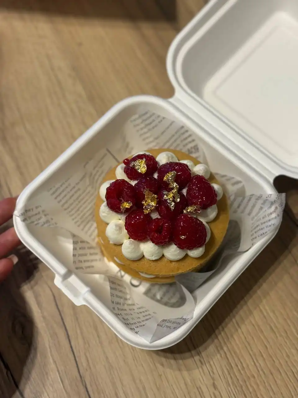 Торт Бенто-медовик с ягодным конфи - Продукты питания (Барахолка) в Балашиха