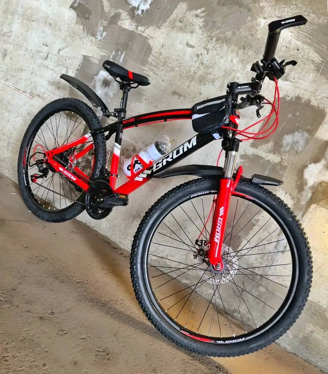 Велосипед новый 26 дюймов с комплектацией - Велосипеды (Барахолка) в Балашиха