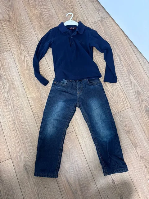 Джинсы утепленные и поло с длинным рукавом 116 размер - Костюмы в Балашиха