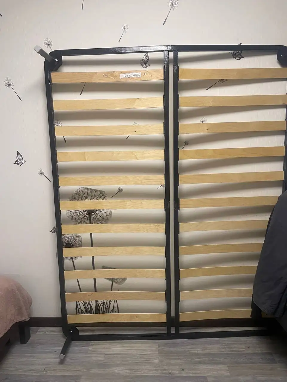 Диван основание 160/200 с недостающей ногой - Мебель (Барахолка) в Балашиха