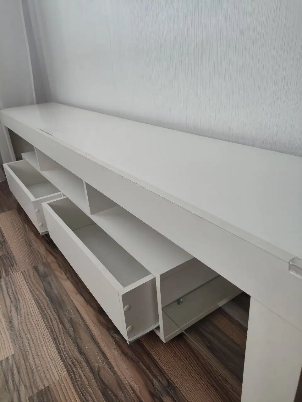 Продажа стойки для одежды, тумбы под телевизор и палатки 4-местной - Барахолка в Балашиха