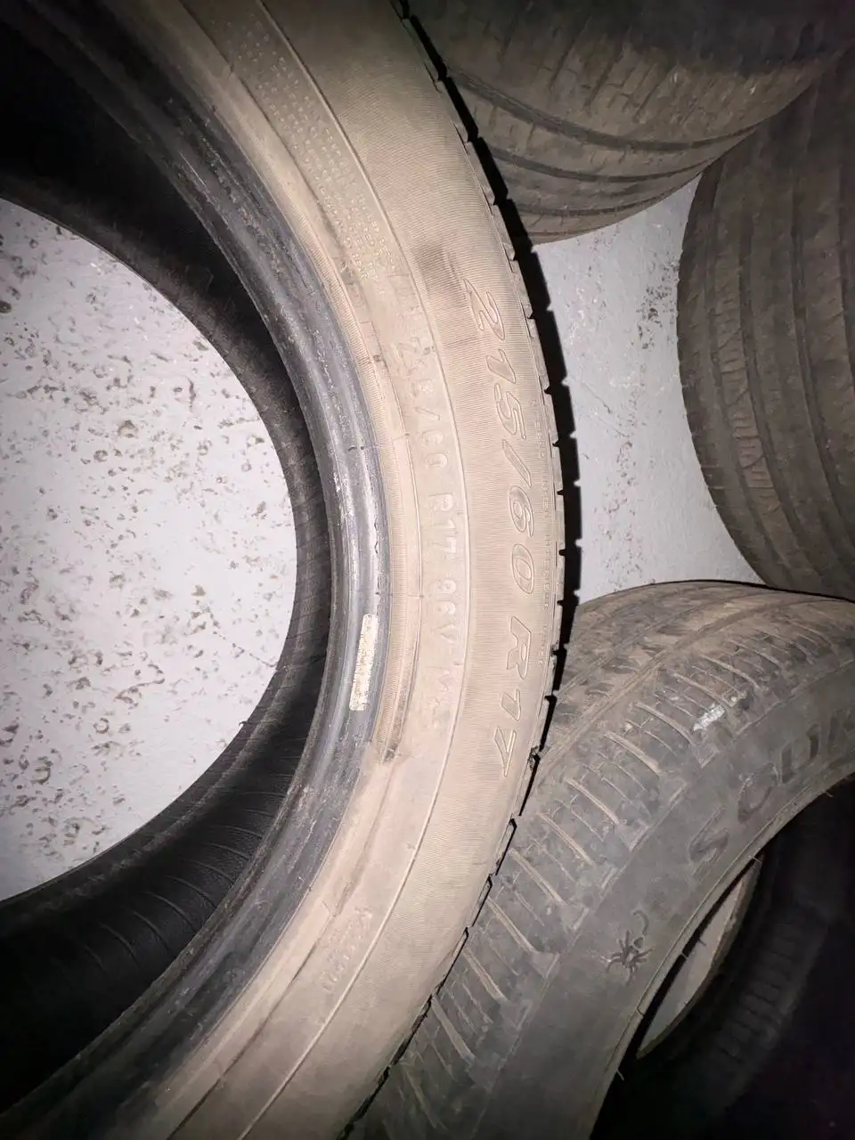 Продажа 4 летних покрышек Pirreli Scorpion Verde All 215/60 R17 - Шины и диски (Запчасти) в Балашиха