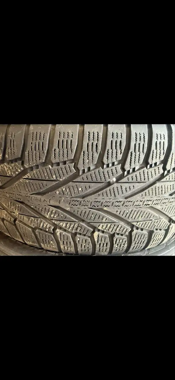 Зимняя резина Nokian Hakkapeliitta R2 SUV 235/60 R18 - Шины (Запчасти) в Балашиха