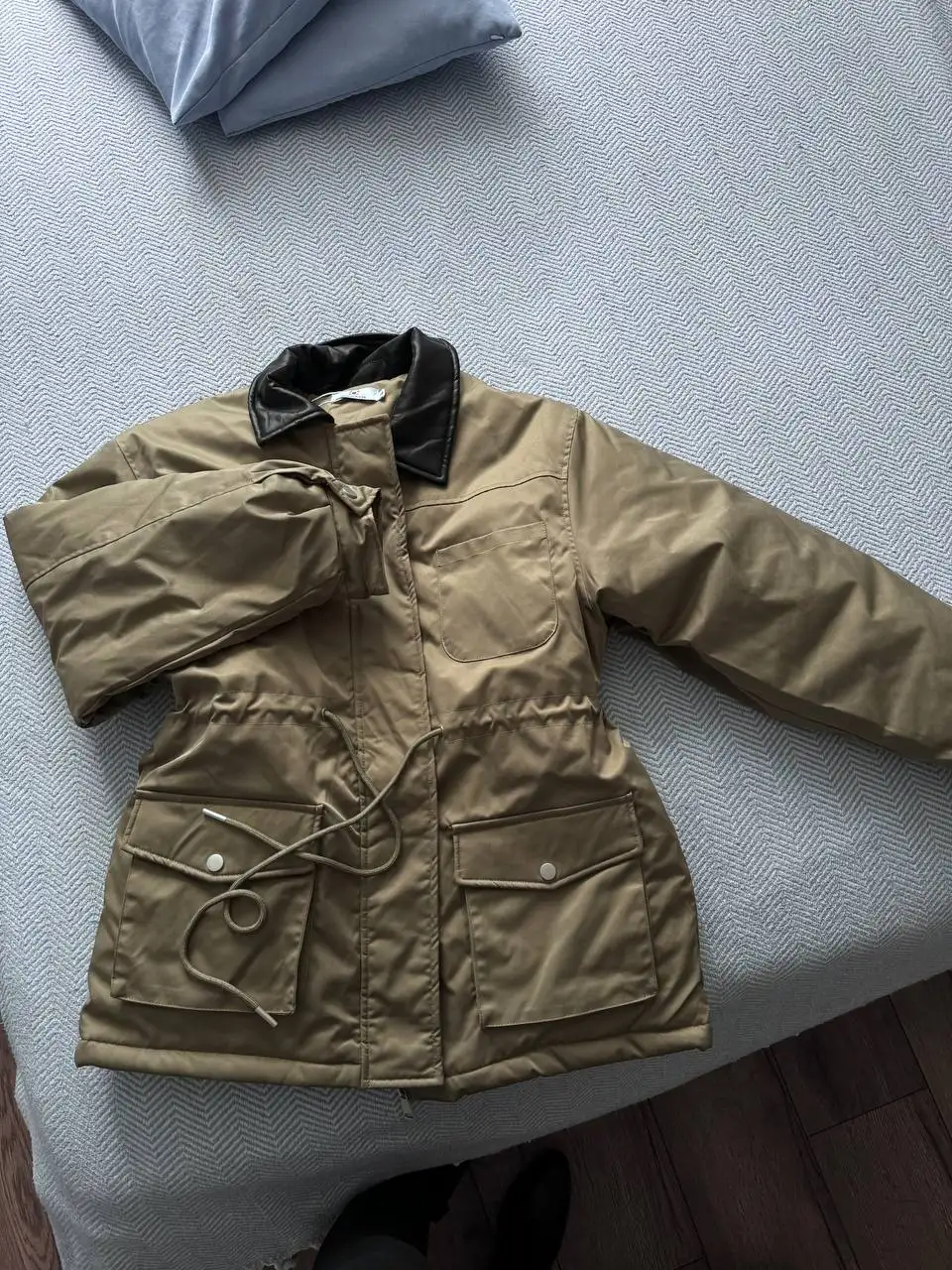 Куртка женская новая с бирками - Верхняя одежда (Одежда) в Балашиха