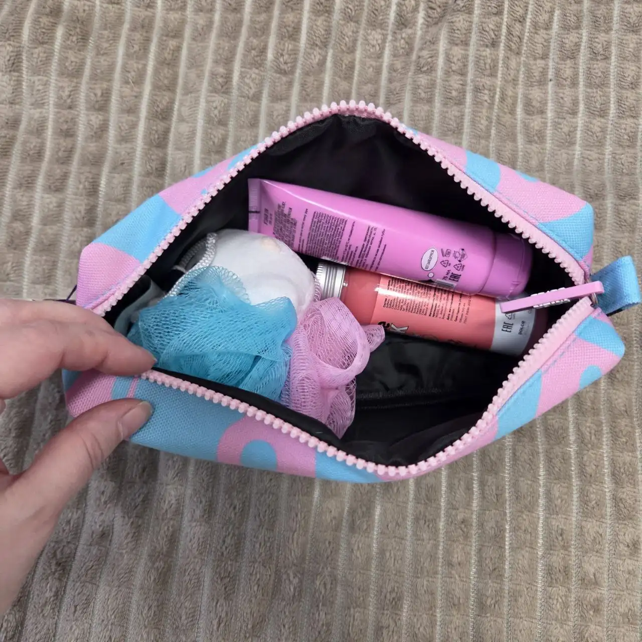 Продажа б/у и новых товаров: весы, часы, колонка, камера, одежда, косметика, учебник - Барахолка в Балашиха