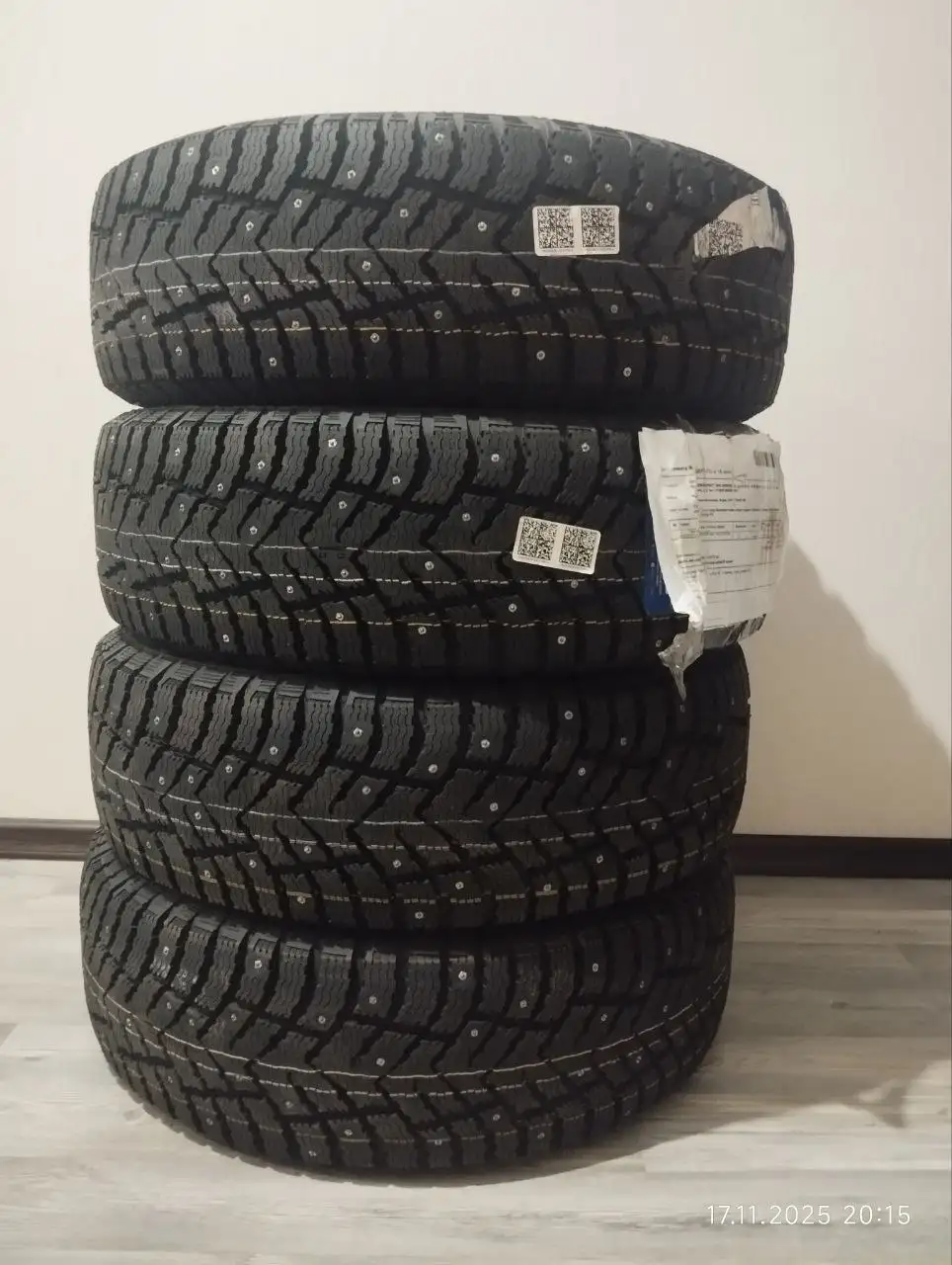 Продажа зимних шипованных шин Cordiant Snow Cross 2 - Шины и диски (Запчасти) в Балашиха